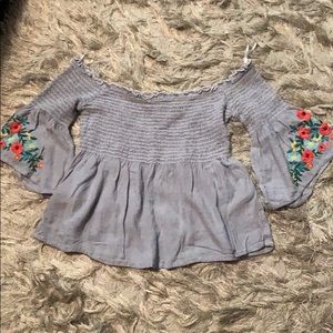 Off the shoulder Hollister top